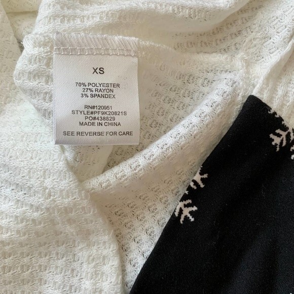 Pink Rose white top waffle knit long sleeve thermal top size XS softgirl - Picture 4 of 5